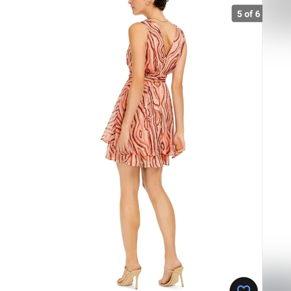 Macy's Bar III Women's Ruched Waist, Tiered Hem, Mini Dress, Woodcut Print - Picture 7 of 8